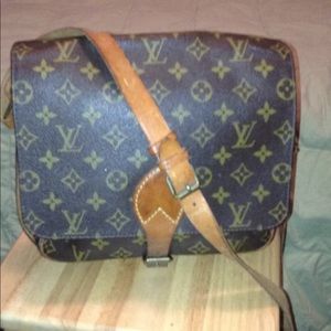 Loved authentic classic LV crossbody bag.